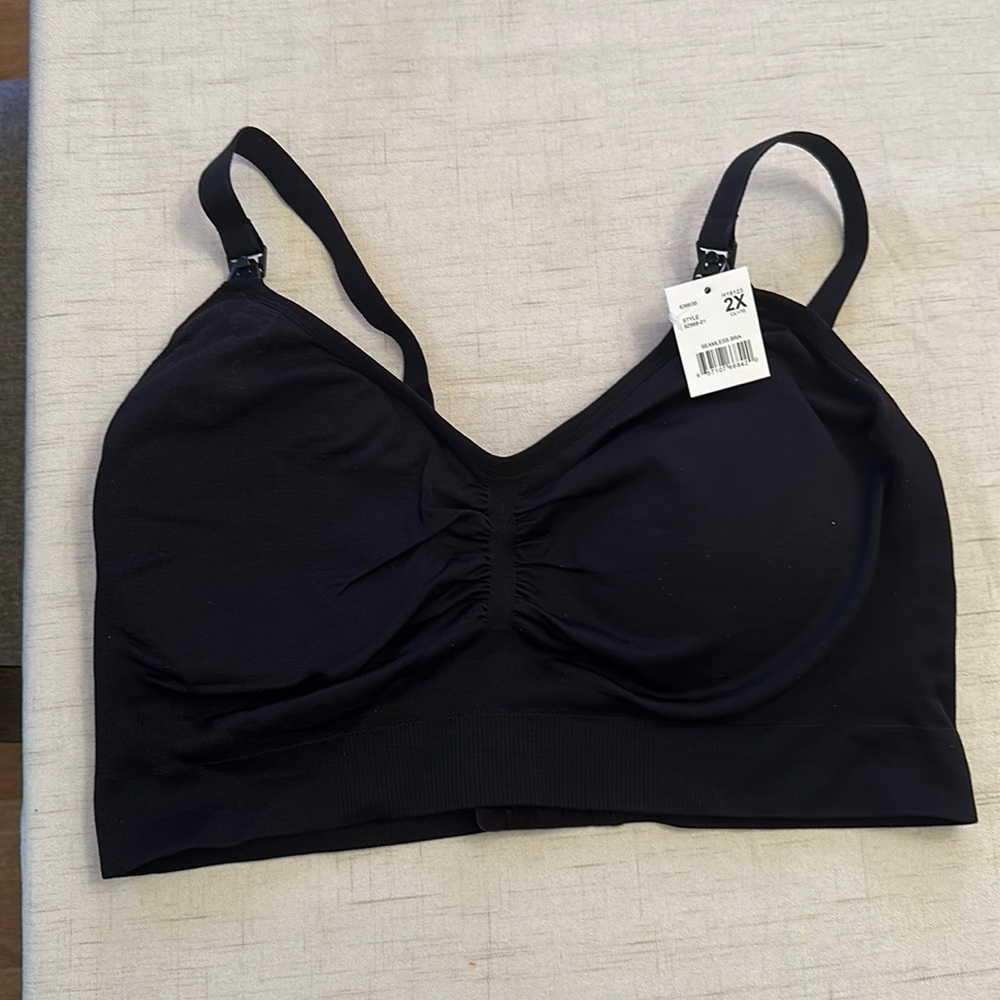 NWT Motherhood Maternity Seamless/Wireless Bra